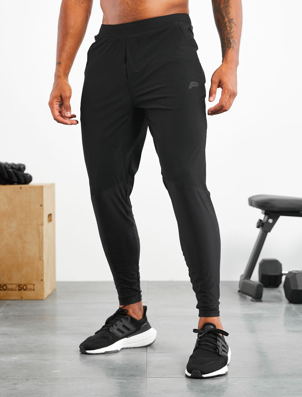 products/mens-hybrid-agility-joggers-black.jpg