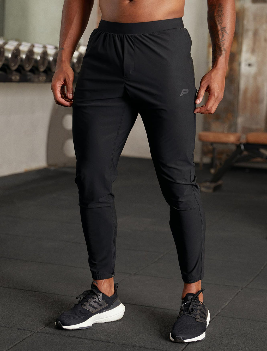 products/mens-hybrid-everyday-joggers-black.jpg