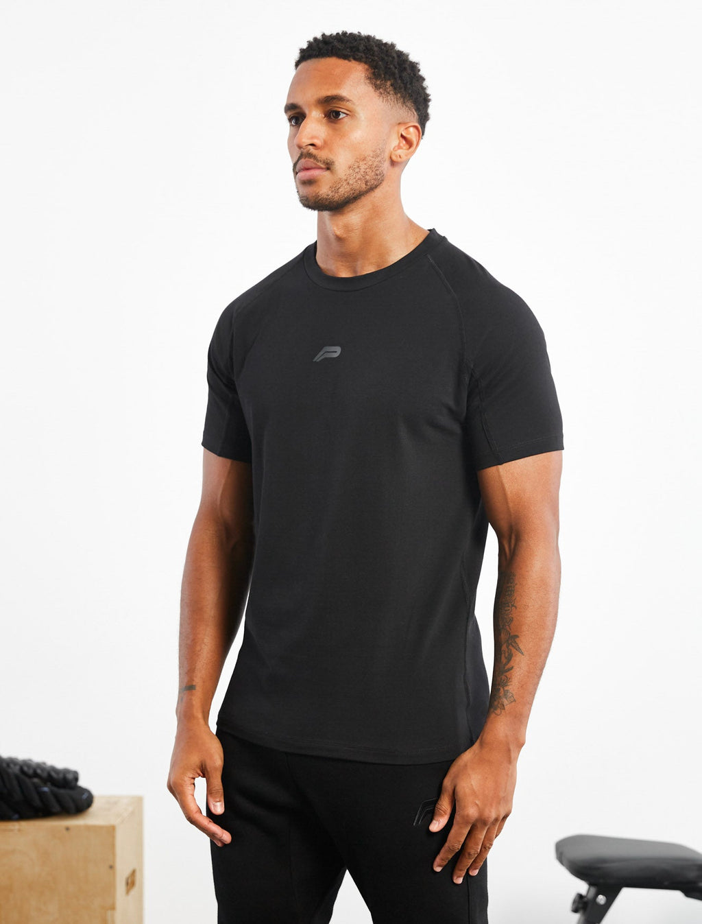 products/mens-icon-t-shirt-black_ba3306fc-9235-4618-a325-70782c362792.jpg