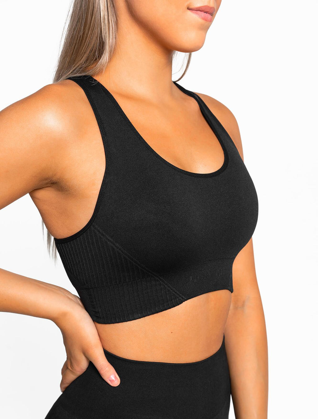 products/womens-afterglow-seamless-sports-bra-blackout.jpg
