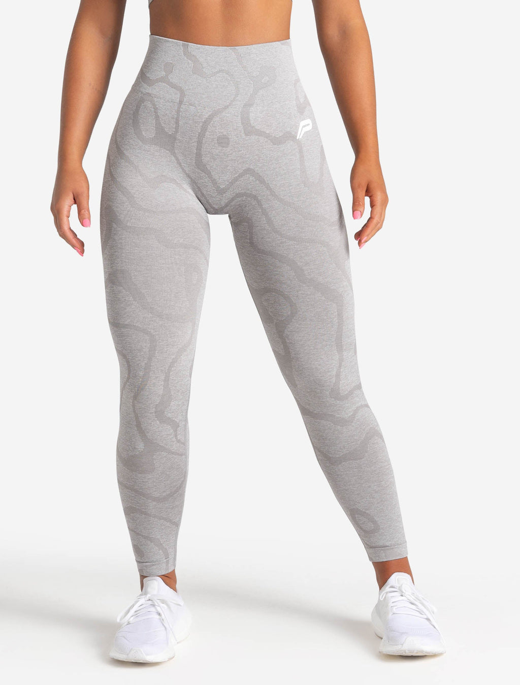 products/womens-sustainable-seamless-leggings-cloud-grey.jpg
